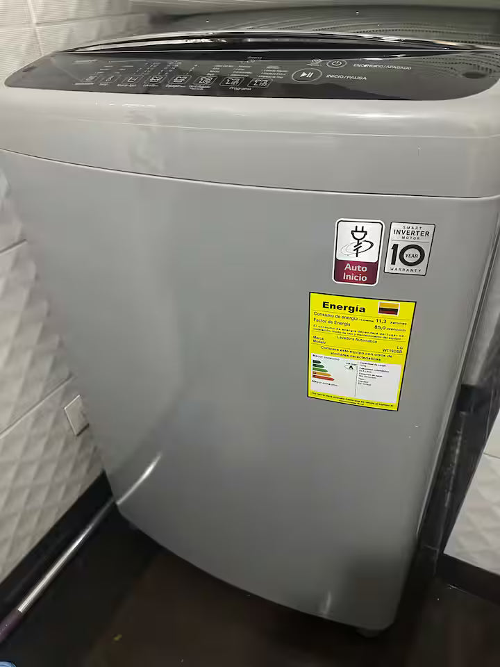 Habitación baño compartido cerca al tranvía